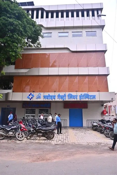 Shree Navodaya Gastroliver Hospital  