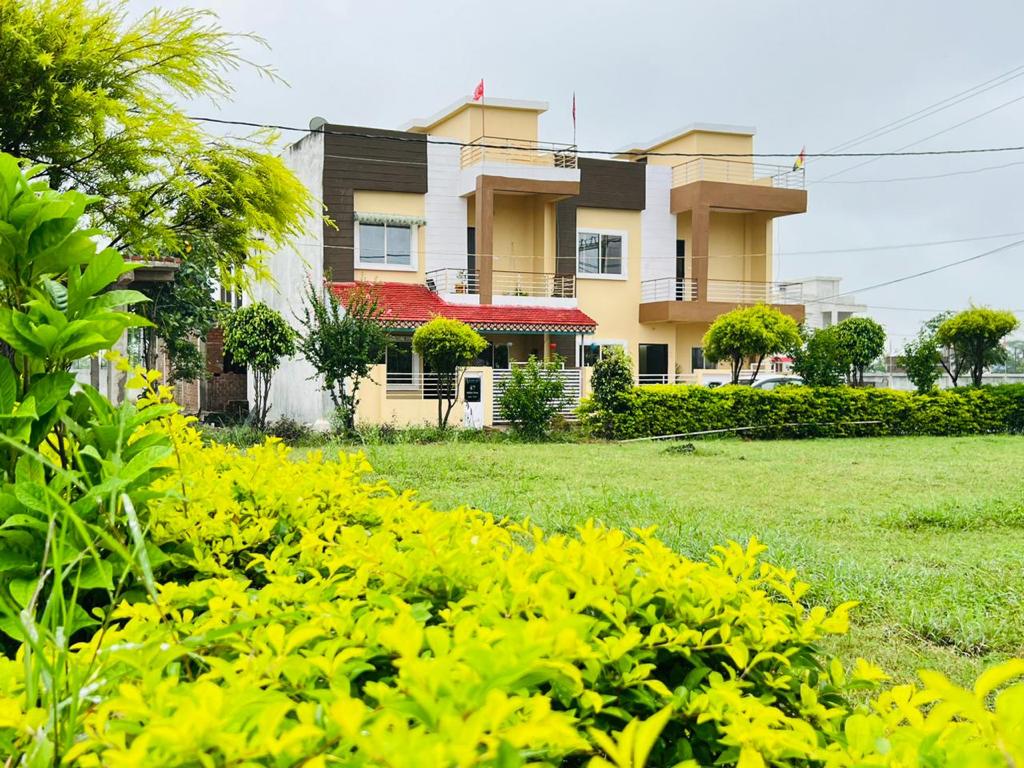 Apaar City